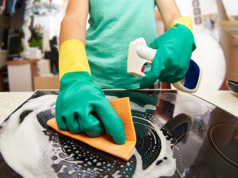 Removing dirt and stains from a family rug in Stjohnswood